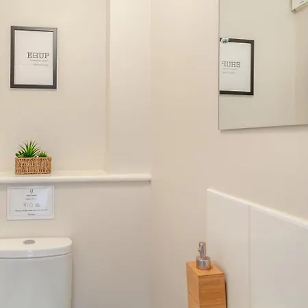 3 Bed In Oc-y119 펜션 Lockton