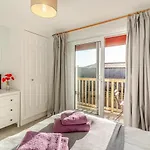 3 Bed In Oc-y119