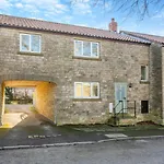 3 Bed In Oc-y119